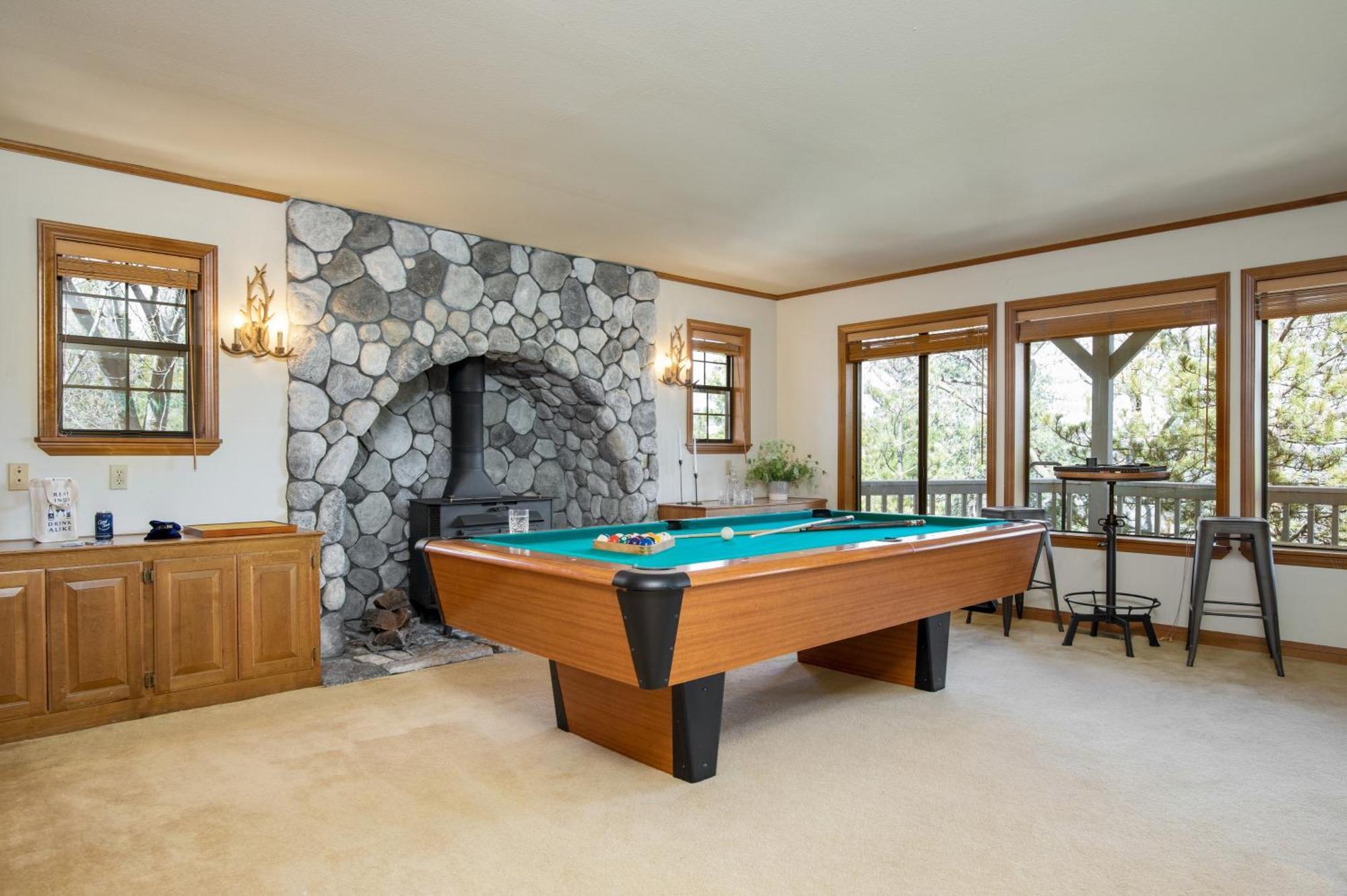 Pollock By Avantstay Stunning Views W Movie Room Hot Tub Game Room Large Balcony Lake Arrowhead Exterior foto